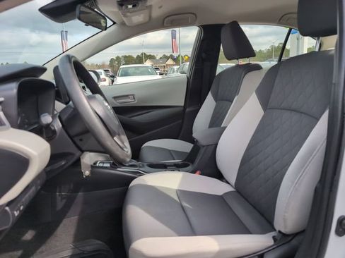 Used 2023 Toyota Corolla LE image 13