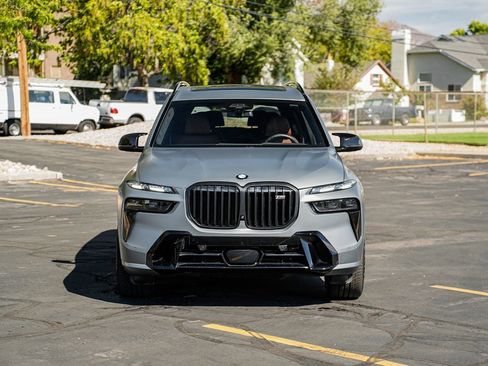Certified 2025 BMW X7 M60i image 2