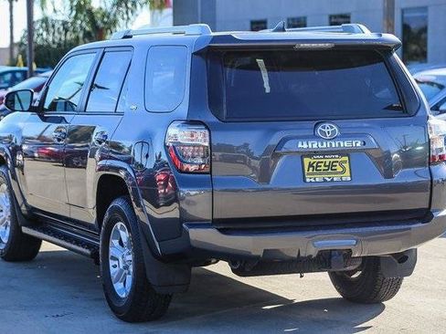 Certified 2016 Toyota 4Runner SR5 Premium RWD image 4