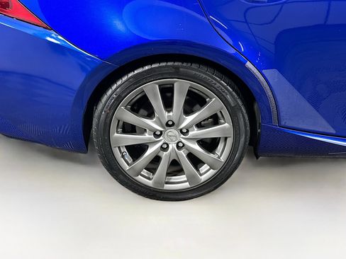Used 2016 Lexus IS 200t w/ F Sport Package RWD image 11