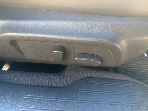 Used 2019 Subaru Outback 2.5i Limited image 19