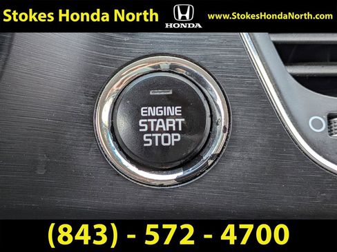 Used 2017 Kia Sedona LX w/ LX Essentials Premium Package image 34