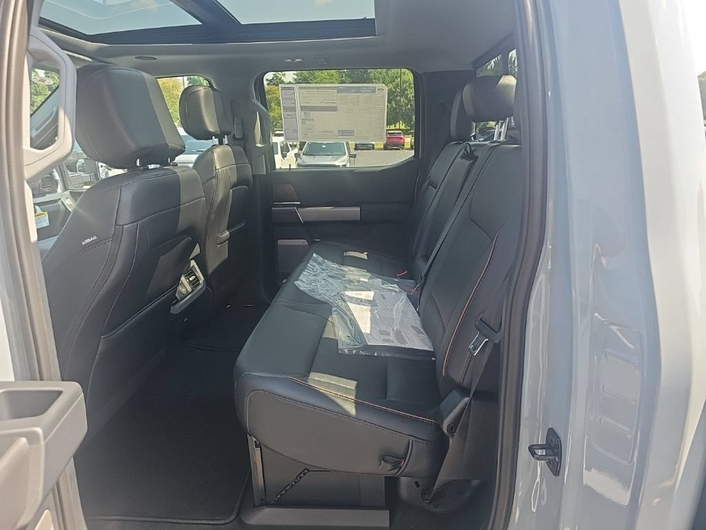 New 2027 Ford F350 Lariat w/ Lariat Ultimate Package AWD/4WD image 12