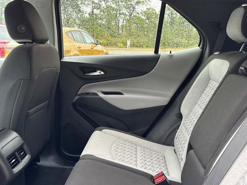 Used 2024 Chevrolet Equinox LT image 14