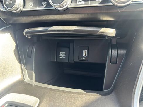 Used 2018 Honda Accord Hybrid image 32