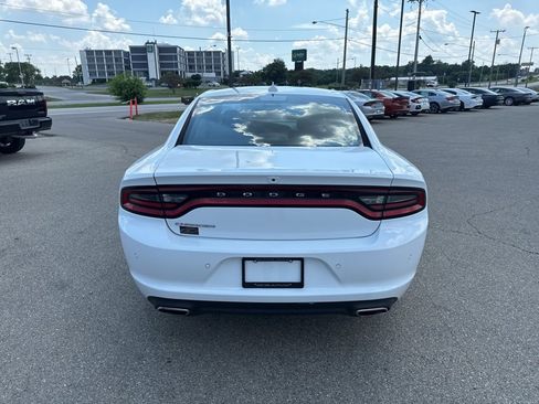 Certified 2023 Dodge Charger SXT image 5