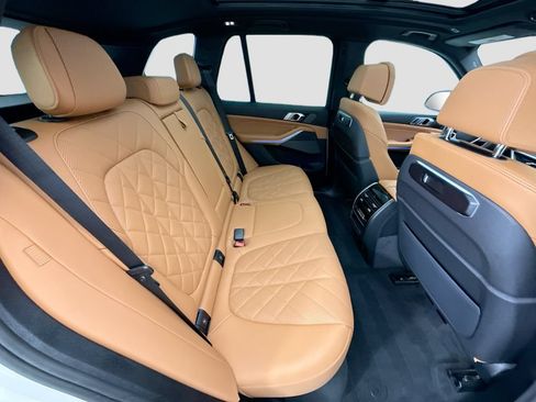 Certified 2026 BMW X5 sDrive40i w/ Climate Comfort Package RWD image 21