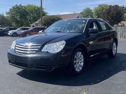Used 2010 Chrysler Sebring Limited FWD image 17