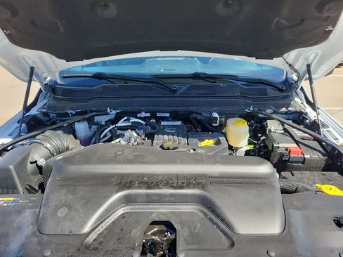 New 2026 RAM 2500 Tradesman AWD/4WD image 17