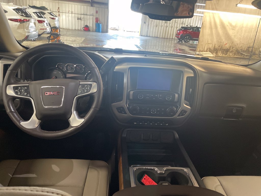 Used 2016 GMC Sierra 1500 SLT w/ SLT Premium Package AWD/4WD image 18