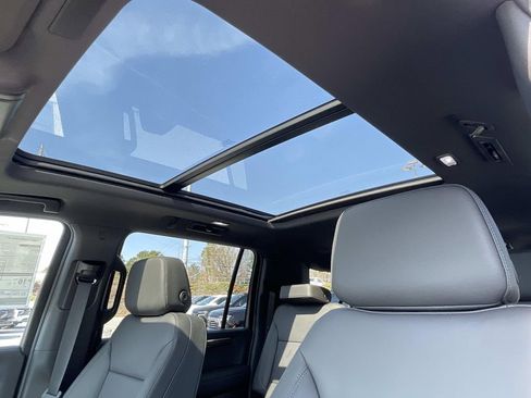 New 2026 Chevrolet Suburban Z71 w/ Comfort Package image 21