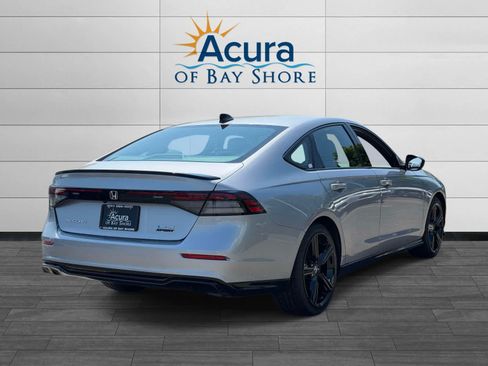 Used 2023 Honda Accord Sport image 6