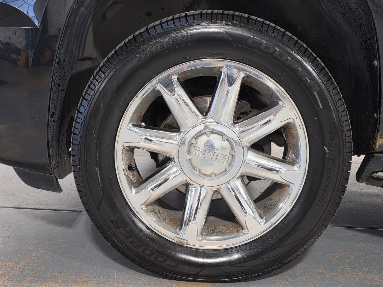 Used 2012 GMC Yukon Denali AWD/4WD image 10