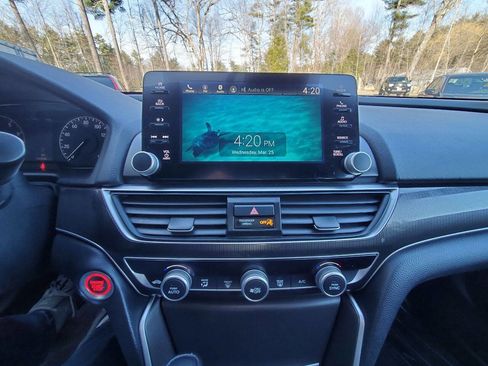 Used 2019 Honda Accord Sport image 14