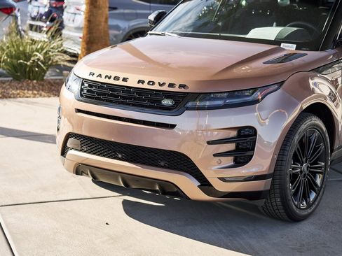 Used 2024 Land Rover Range Rover Evoque Dynamic SE image 5