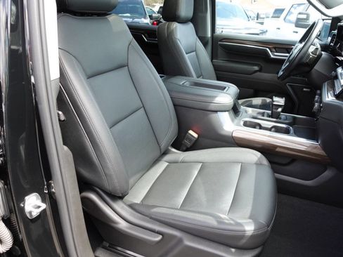 Used 2022 Chevrolet Silverado 1500 LT Trail Boss image 44