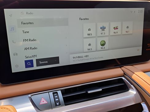 Used 2024 Lexus LC 500 Coupe w/ Touring Package RWD image 19