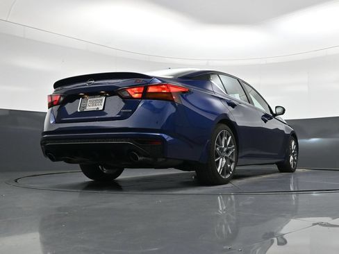 Certified 2024 Nissan Altima 2.0 SR FWD image 21