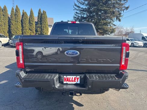 Certified 2024 Ford F250 Lariat w/ Tremor Off-Road Package image 11