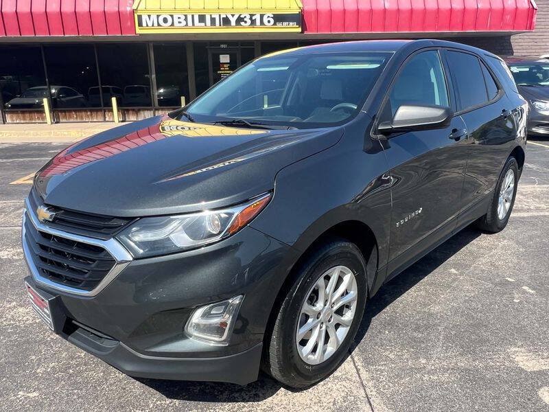 Used 2018 Chevrolet Equinox LS AWD/4WD image 5