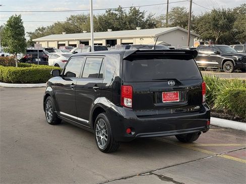 Used 2014 Scion xB image 5