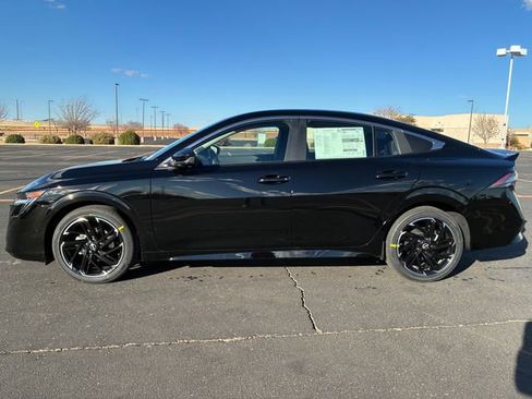 New 2026 Nissan Sentra SR FWD image 3