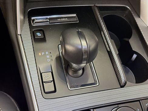 Used 2024 MAZDA CX-90 Plug-In Hybrid w/ Preferred AWD/4WD image 25
