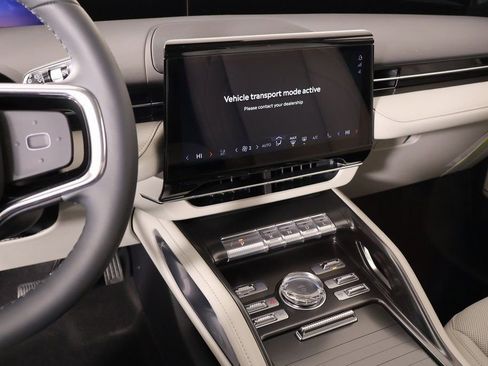 New 2026 Lincoln Nautilus Premier w/ Jet Appearance Package AWD/4WD image 6