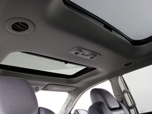 Used 2010 Buick Enclave CXL w/ Trailering Provision Package image 26