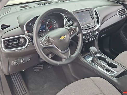 Used 2024 Chevrolet Equinox LT FWD image 14
