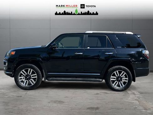 Used 2020 Toyota 4Runner Limited AWD/4WD image 2