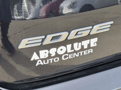 Used 2020 Ford Edge ST-Line w/ Cold Weather Package image 36