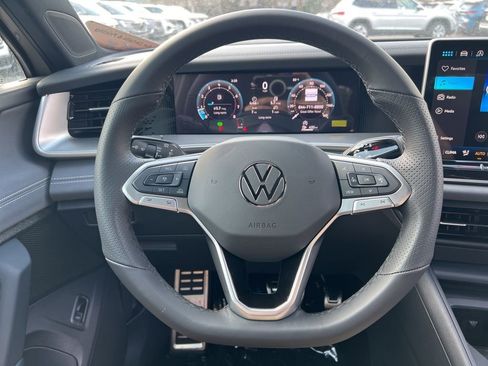 New 2026 Volkswagen Tiguan SE R-Line image 15