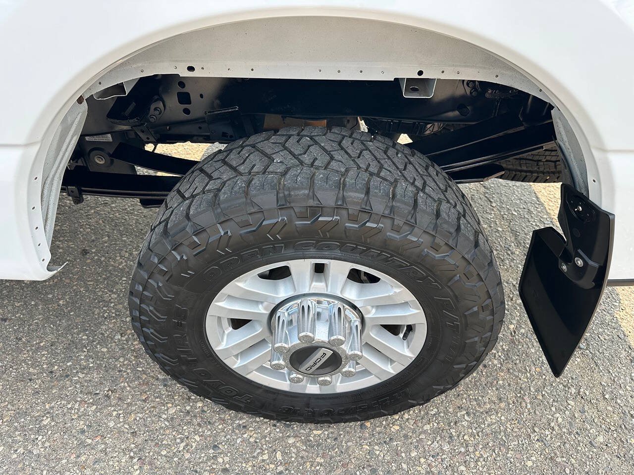 Used 2023 Ford F250 XLT w/ Snow Plow Prep Package AWD/4WD image 12