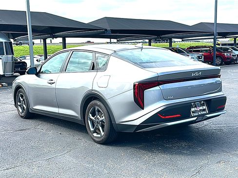 Used 2025 Kia K4 FWD image 6