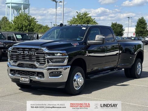 New 2026 RAM 3500 Tradesman AWD/4WD image 4