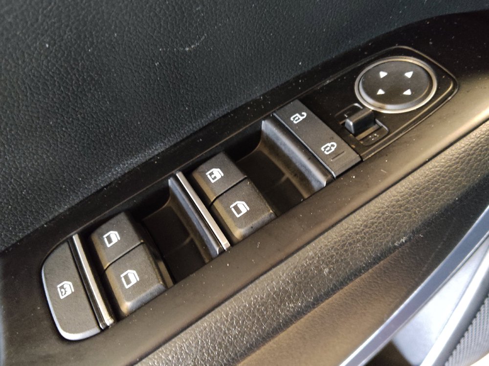 Used 2024 Kia Soul S FWD image 27