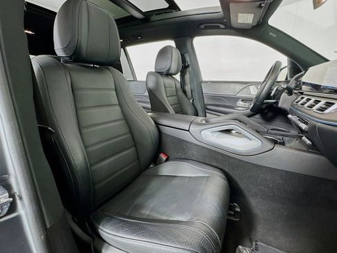 Used 2022 Mercedes-Benz GLS 580 4MATIC image 7