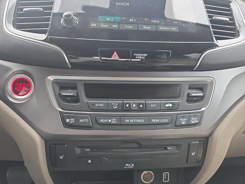 Used 2019 Honda Pilot EX-L image 17