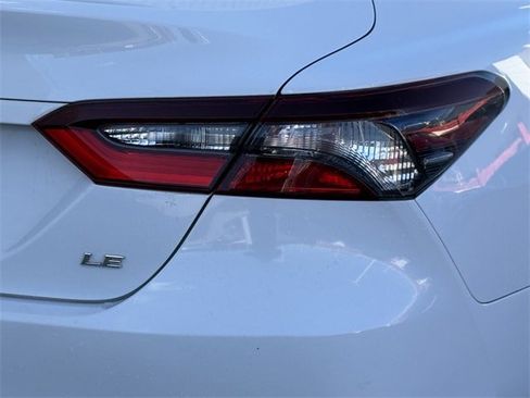 Used 2024 Toyota Camry LE image 6