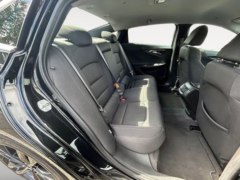 Used 2024 Chevrolet Malibu LT w/ Midnight Edition image 11