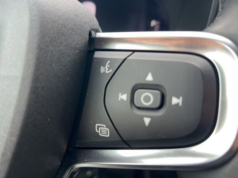 Certified 2023 Volvo C40 P8 Recharge Ultimate w/ Protection Package Premier image 34