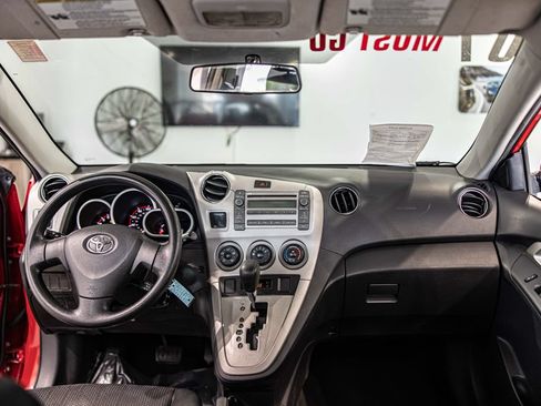 Used 2009 Toyota Matrix FWD image 28