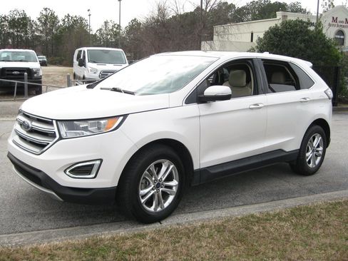 Used 2015 Ford Edge SEL w/ Equipment Group 201A image 3