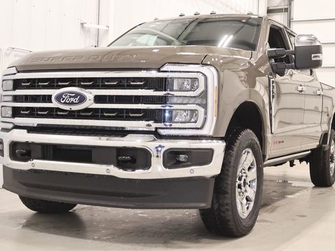 New 2026 Ford F350 King Ranch w/ Chrome Package AWD/4WD image 5