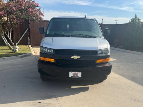Used 2019 Chevrolet Express 2500 LS w/ Driver Convenience Package RWD image 1