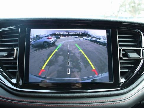 Used 2025 Dodge Durango GT image 22