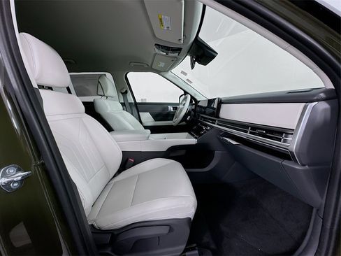Used 2024 Hyundai Santa Fe SEL image 29