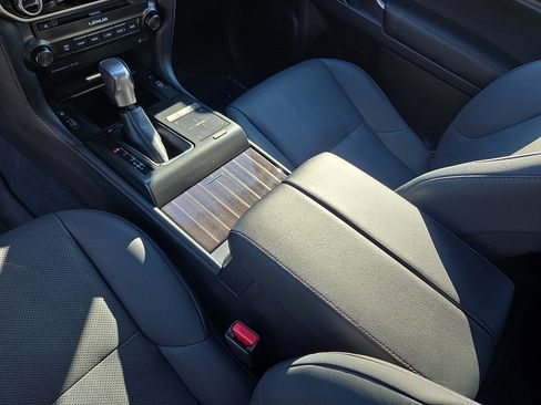 Used 2023 Lexus GX 460 Premium image 25