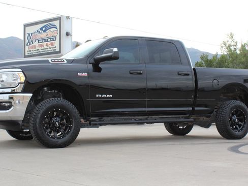 Used 2022 RAM 2500 Tradesman image 3